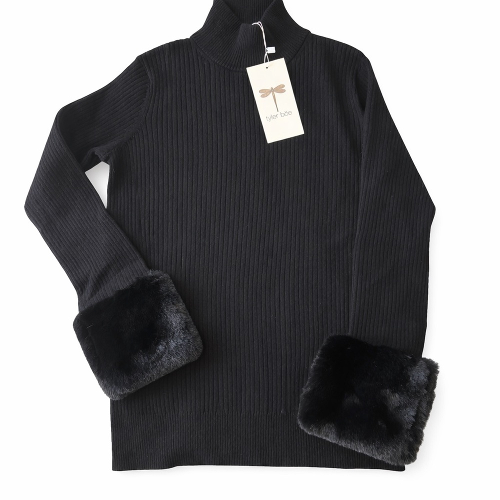 NWT Tyler Boe Ribbed Cotton Fur Sleeve Trim Sweater